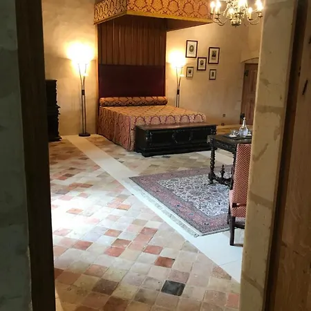 Chateau Manoir De Chandoiseau 4* Les-Trois-Moutiers